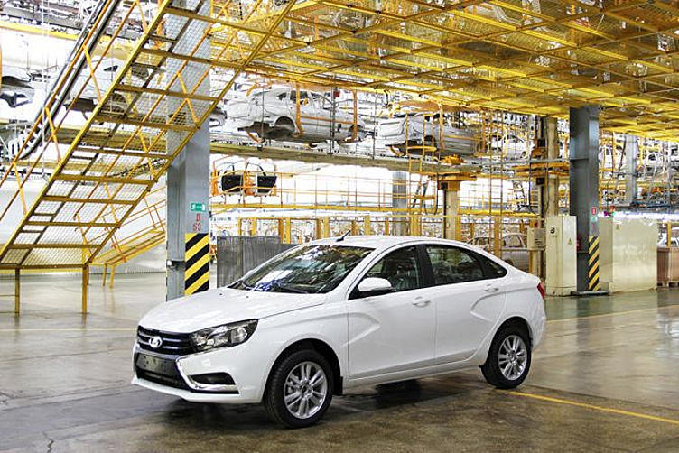 Стали известны комплектации Lada Vesta