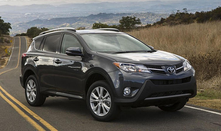 Базовым двигателем для Toyota RAV4 в Европе станет дизель Базовым двигателем для Toyota RAV4 в Европе станет дизель