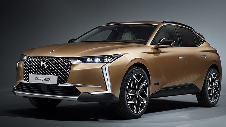 Представлен хэтчбек DS 4 второго поколения Представлен хэтчбек DS 4 второго поколения