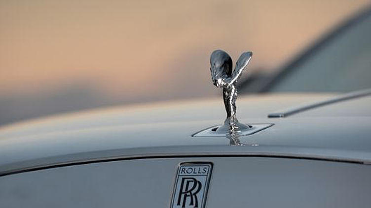 Rolls-Royce расписался в неприязни к маленьким машинам Rolls-Royce расписался в неприязни к маленьким машинам