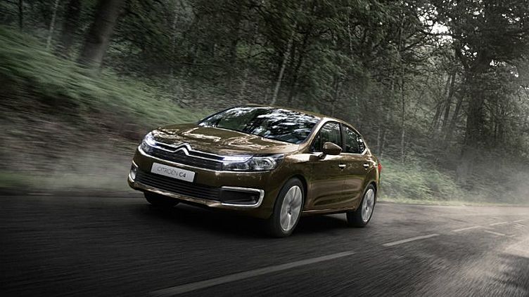 Названа рублевая стоимость обновленного седана Citroen C4 Названа рублевая стоимость обновленного седана Citroen C4