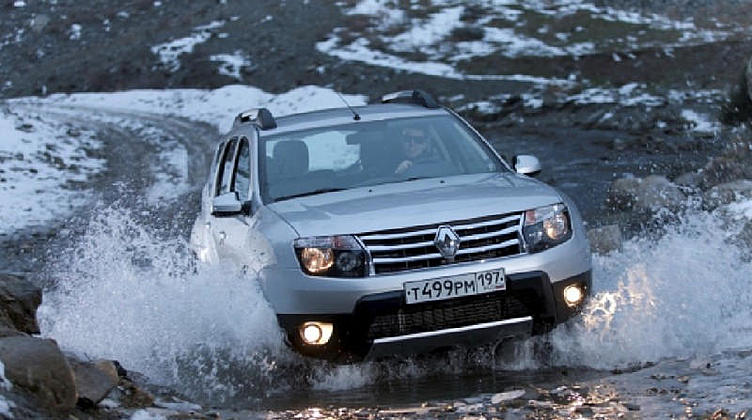Renault вновь повысила цены на автомобили в России Renault вновь повысила цены на автомобили в России