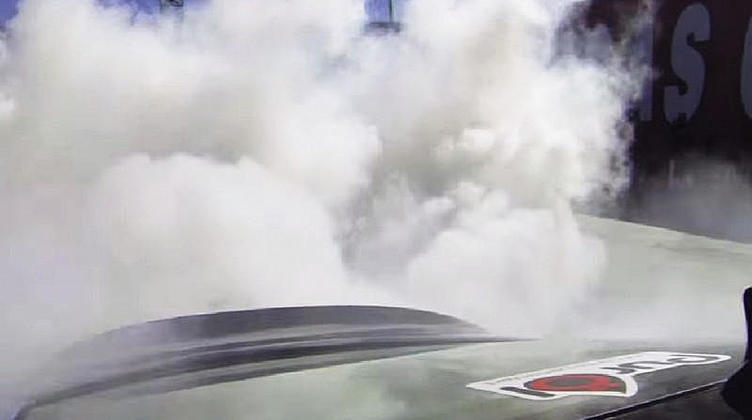 Hyundai покажет машину для уничтожения покрышек Hyundai покажет машину для уничтожения покрышек