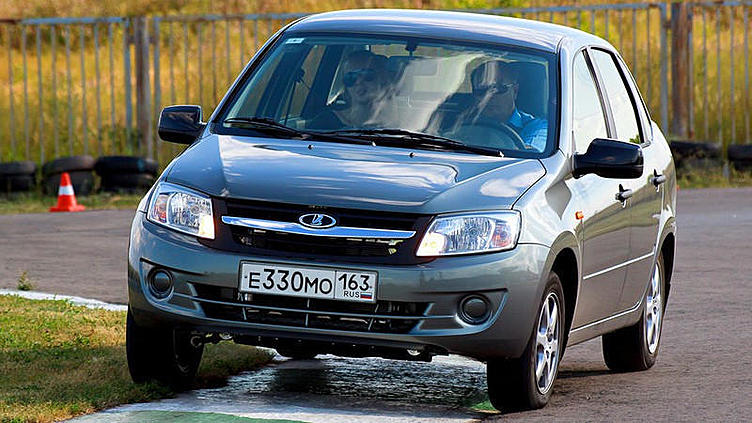 Lada Granta получит ESC, навигатор и боковые подушки безопасности Lada Granta получит ESC, навигатор и боковые подушки безопасности