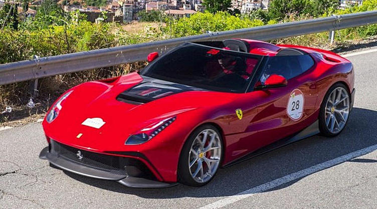 Ferrari рассекретила уникальный суперкар за 4,2 млн долларов Ferrari рассекретила уникальный суперкар за 4,2 млн долларов