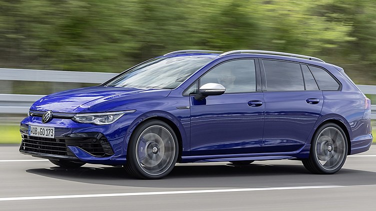 Представлен Volkswagen Golf R Variant