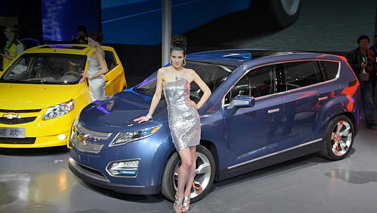 Концерн GM вновь зарегистрировал имя для кроссовера Crossvolt Концерн GM вновь зарегистрировал имя для кроссовера Crossvolt