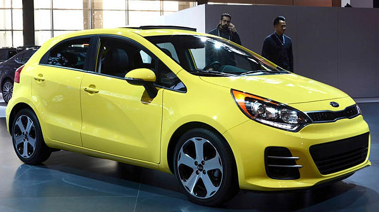 Kia представила обновленный Rio для Америки Kia представила обновленный Rio для Америки