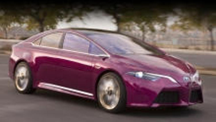 Следующий гибрид Toyota Prius обзаведётся полным приводом Следующий гибрид Toyota Prius обзаведётся полным приводом