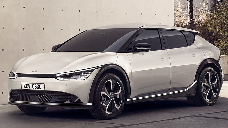 Kia привезет в Россию электрокроссовер EV6 в 2022 году Kia привезет в Россию электрокроссовер EV6 в 2022 году