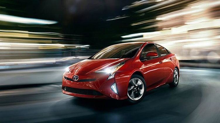 Toyota создаст массовый электрокар с запасом хода 300 километров Toyota создаст массовый электрокар с запасом хода 300 километров
