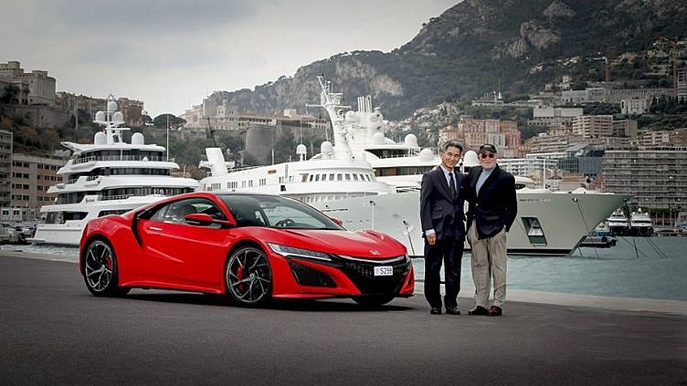 Первый экземпляр новой NSX в Европе достался экс-менеджеру «Хонды» Первый экземпляр новой NSX в Европе достался экс-менеджеру «Хонды»