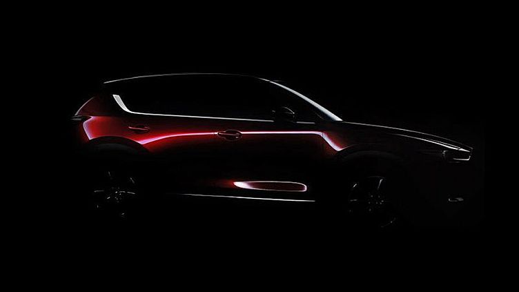 Mazda подготовила к премьере новый CX-5 Mazda подготовила к премьере новый CX-5