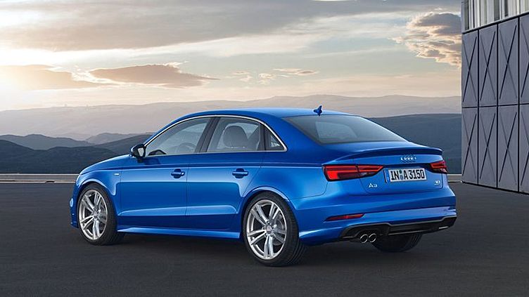 Audi превратит A3 в четырехдверное купе Audi превратит A3 в четырехдверное купе