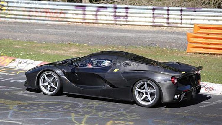 Ferrari приступила к работе над новым гиперкаром Ferrari приступила к работе над новым гиперкаром