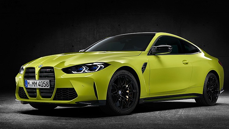 BMW объявил цены на новые седан М3 и купе М4 BMW объявил цены на новые седан М3 и купе М4