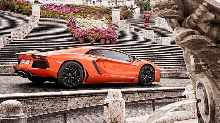 В России отзовут все проданные за два года Lamborghini