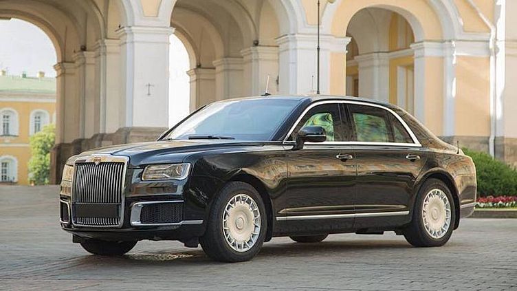 Появилось первое официальное фото седана Aurus Senat Появилось первое официальное фото седана Aurus Senat