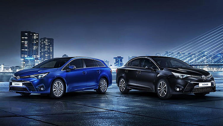 Семейство Toyota Avensis покажет новое лицо в Женеве Семейство Toyota Avensis покажет новое лицо в Женеве