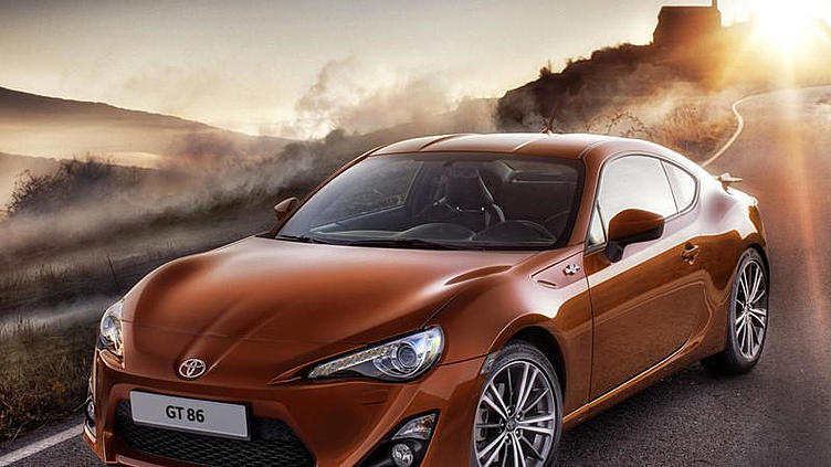 Купе Toyota GT 86 все же перевоплотится в седан