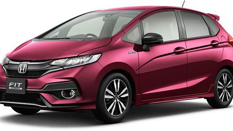 Появились фото обновленной Honda Jazz