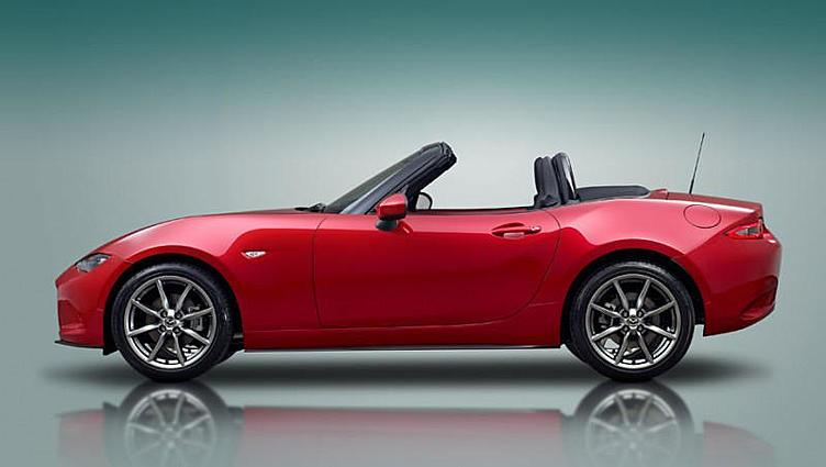 Кабриолет Fiat 124 Spider появится на публике нынешней осенью