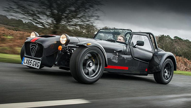 Фирма Caterham привила немного комфорта родстеру Seven 620S