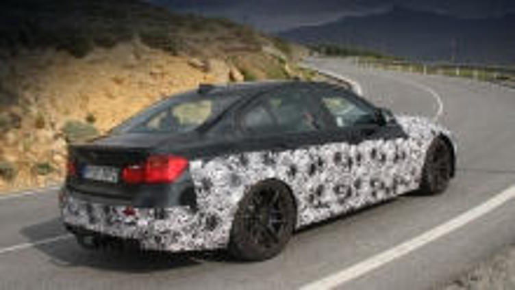 Седан BMW M3 попался почти без камуфляжа Седан BMW M3 попался почти без камуфляжа