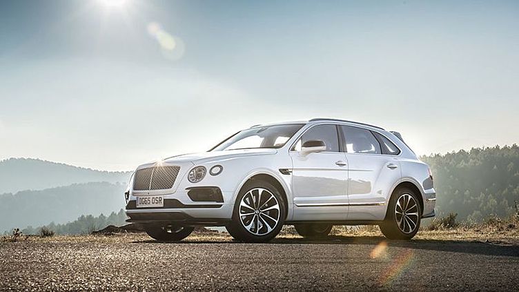 Bentley сделает «горячий» вариант быстрейшего в мире внедорожника