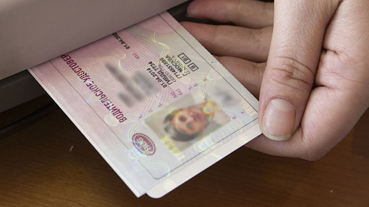 МВД разрешит сдавать на права с 16 лет МВД разрешит сдавать на права с 16 лет