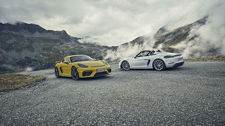 Porsche выпустила очень быстрый Cayman и Spyder