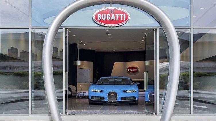В Дубае открылся самый большой шоу-рум Bugatti