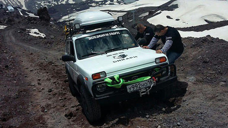 Lada 4x4 преодолела отметку в 3 600 м над уровнем моря