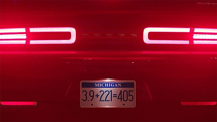 Dodge дал послушать звук мотора «демонического» Challenger Dodge дал послушать звук мотора «демонического» Challenger