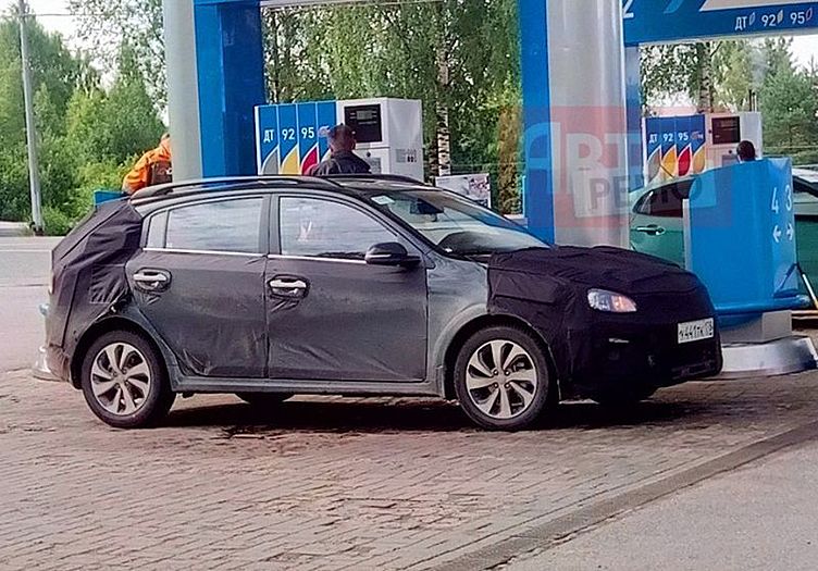 В России появится «вседорожный» Kia Rio с увеличенным клиренсом В России появится «вседорожный» Kia Rio с увеличенным клиренсом