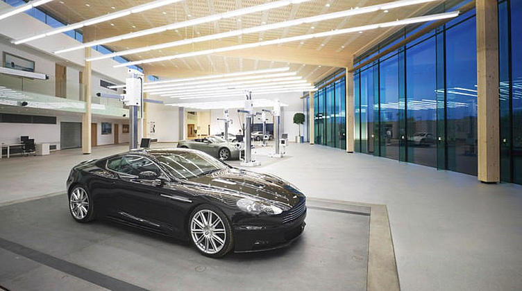 Бывший топ-менеджер Nissan назначен президентом Aston Martin Бывший топ-менеджер Nissan назначен президентом Aston Martin