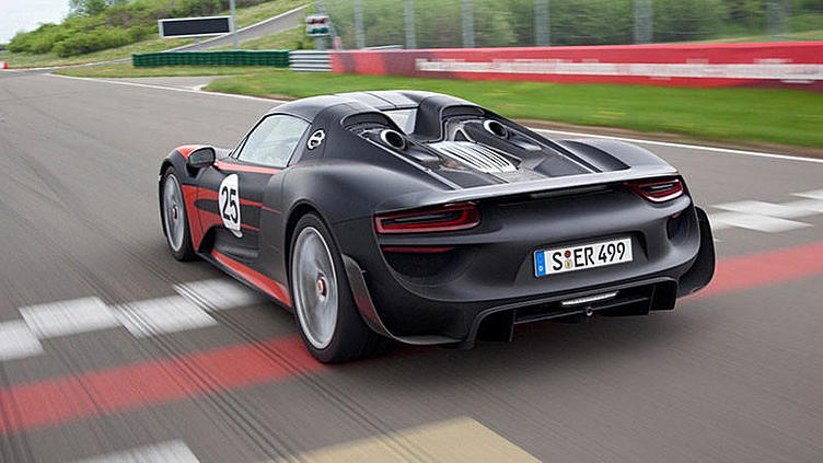 Porsche готовит четырехдверный вариант суперкара 918 Spyder Porsche готовит четырехдверный вариант суперкара 918 Spyder