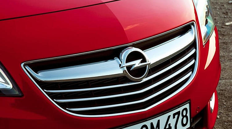 Цены на некоторые модели Opel в России покатились вниз Цены на некоторые модели Opel в России покатились вниз