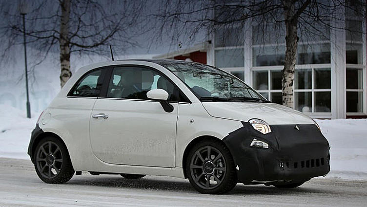Ретрохэтчбеку Fiat 500 подправят внешность Ретрохэтчбеку Fiat 500 подправят внешность