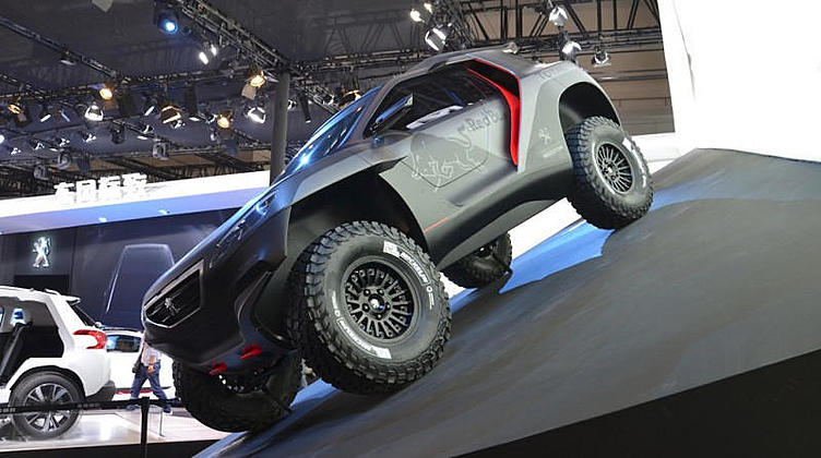 Раллийный Peugeot предстал во всей красе в Пекине
