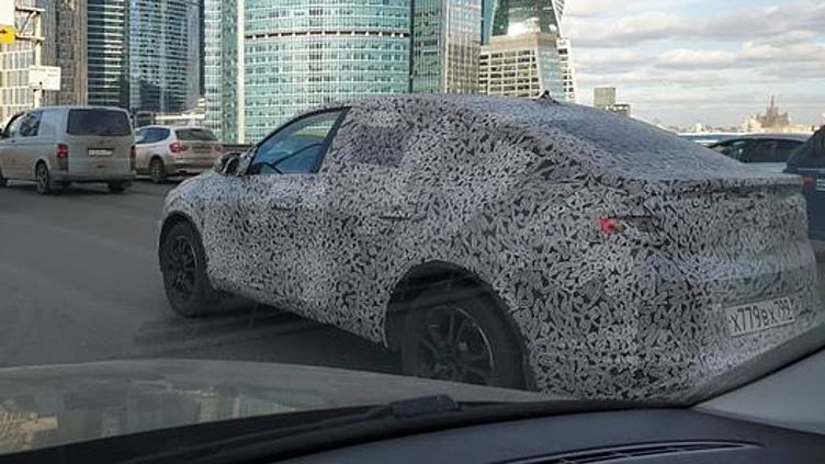 Новый Renault Arkana засветился на дорогах Москвы Новый Renault Arkana засветился на дорогах Москвы