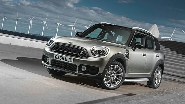MINI Countryman стал гибридом MINI Countryman стал гибридом