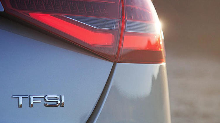 Новая Audi A4 появится в продаже в следующем году Новая Audi A4 появится в продаже в следующем году