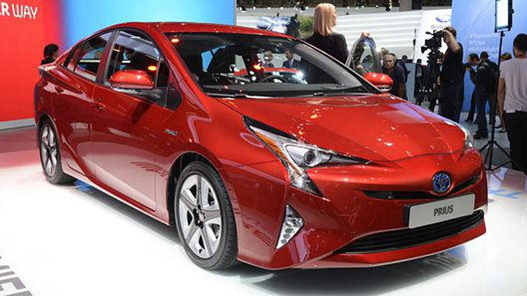 Новый Toyota Prius пошел на рекорд