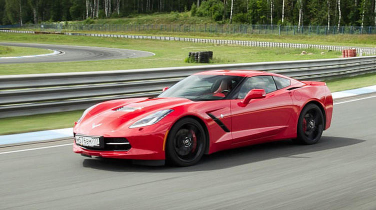 Chevrolet Corvette Stingray: прокатиться на скате