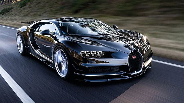 Марка Bugatti представила 1500-сильную замену «Вейрону»