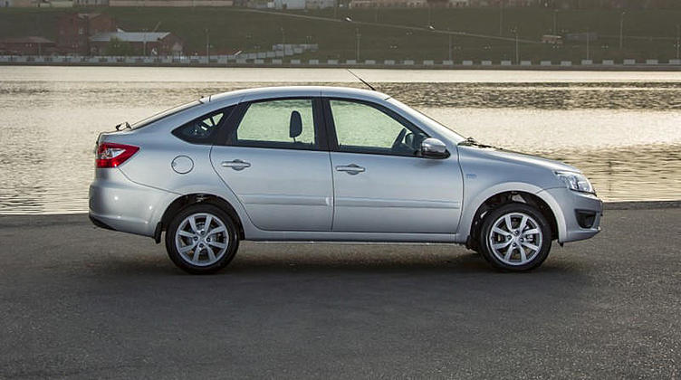Lada Granta лифтбек с Lada Granta лифтбек с
