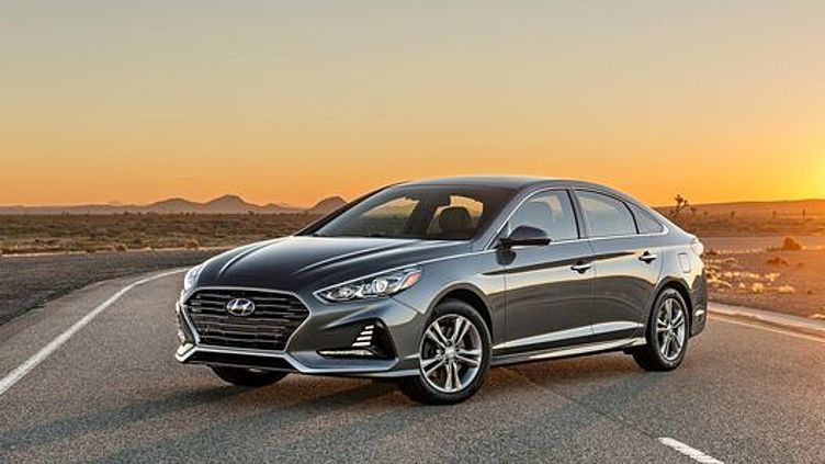Новые Hyundai Sonata для России получат простые моторы Новые Hyundai Sonata для России получат простые моторы