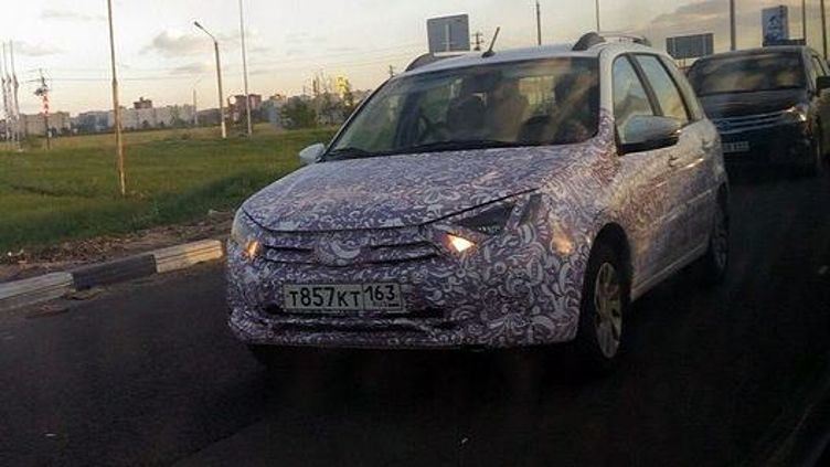 Появилось первое фото универсала Lada Granta Появилось первое фото универсала Lada Granta