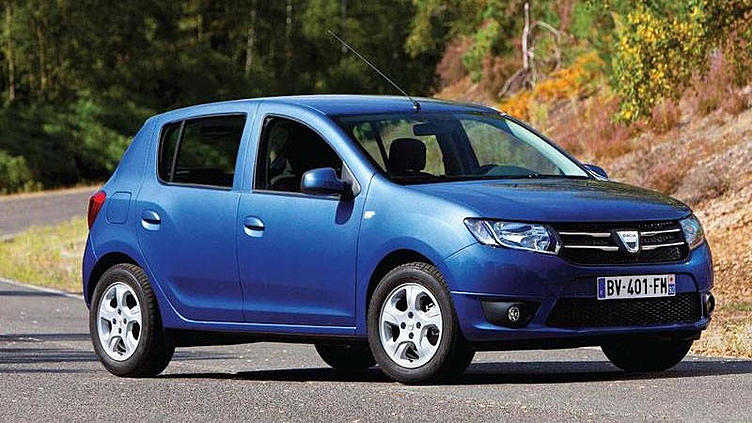 Dacia предложила британским министрам пересесть на Sandero Dacia предложила британским министрам пересесть на Sandero